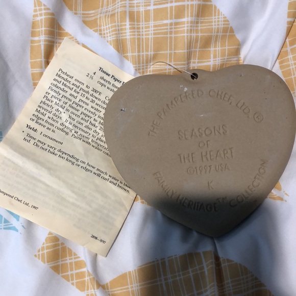 Seasons of the Heart Clay Cookie Mold - Picture 2 of 2